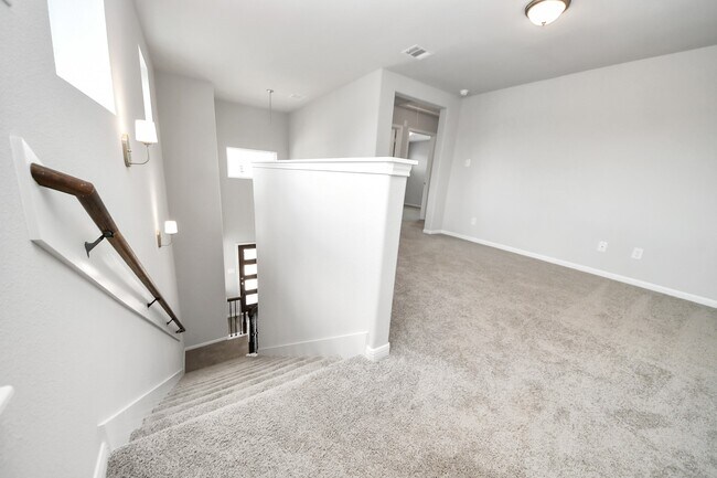 Building Photo - 22826 Xanthos St