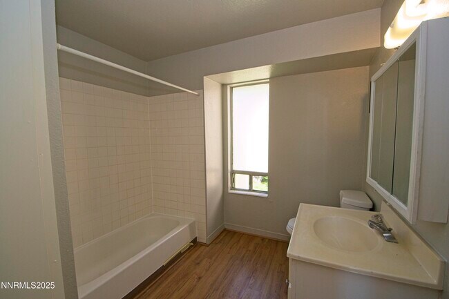Building Photo - 3949 Clear Acre Ln
