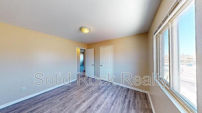 Building Photo - 4332-3 Ericson Drive