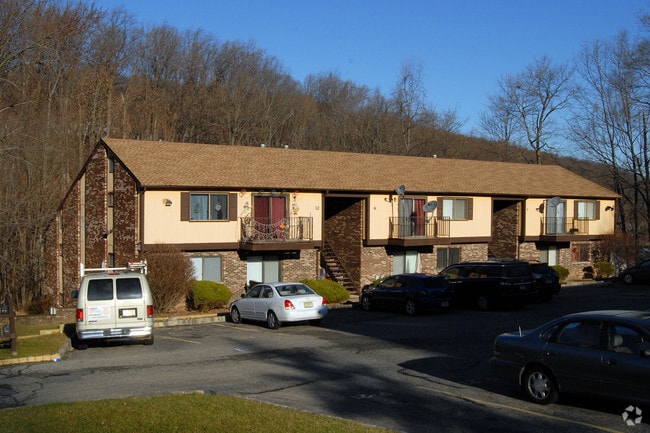 Building Photo - Brook Run Apartments