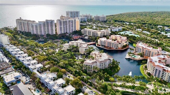 Building Photo - 791 Crandon Blvd