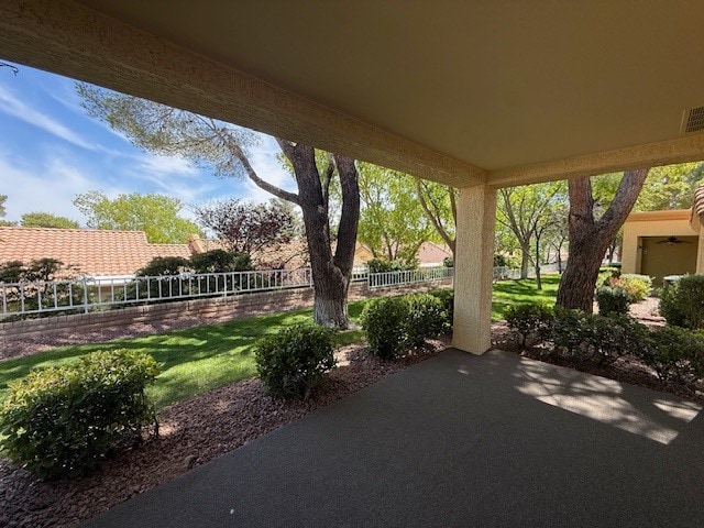 Building Photo - 9028 Starmount Dr