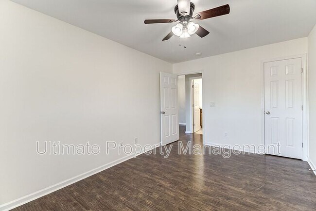 Building Photo - 4416 Jay Bird Cir