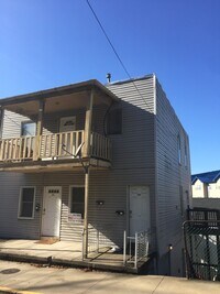 Building Photo - 505 Locust Ave