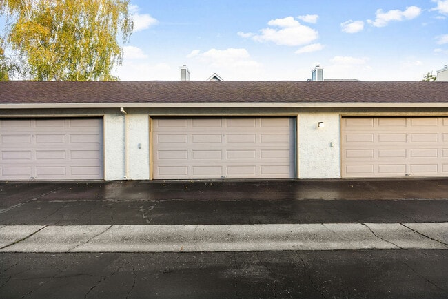 Building Photo - 50 Horgan Ave