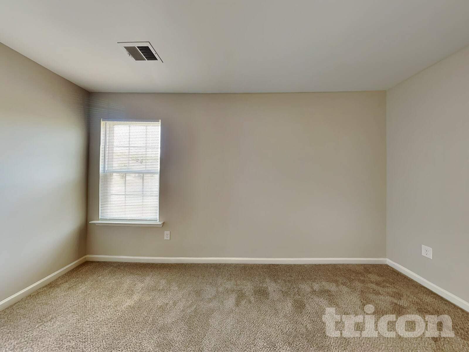 Building Photo - 747 Markham Cir