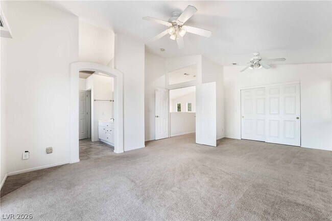 Building Photo - 3194 Castle Canyon Ave