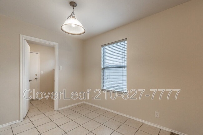 Building Photo - 104 Bay Willow