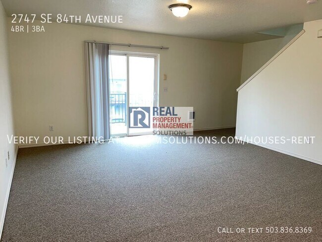 Building Photo - 2747 SE 84th Ave