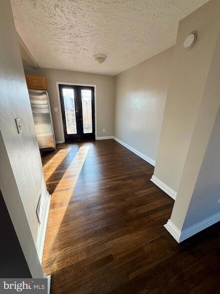 Building Photo - 3413 Wallford Dr