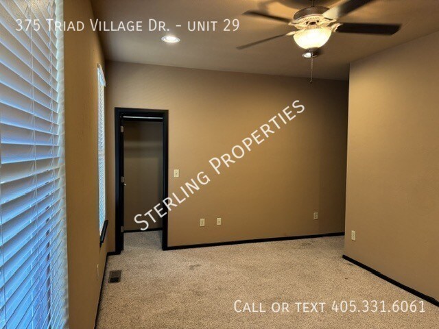 Building Photo - 375 Triad Village Dr