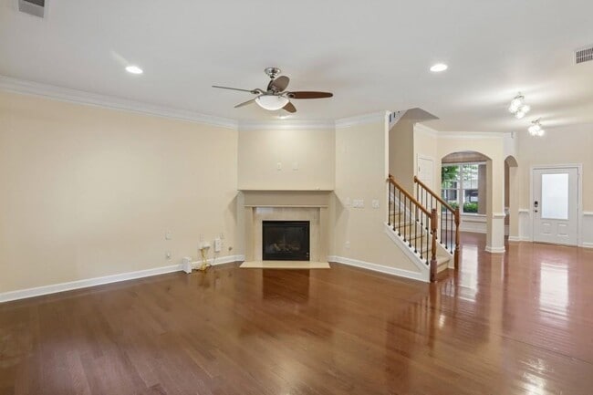 Building Photo - 1641 Danbury Parc Pl