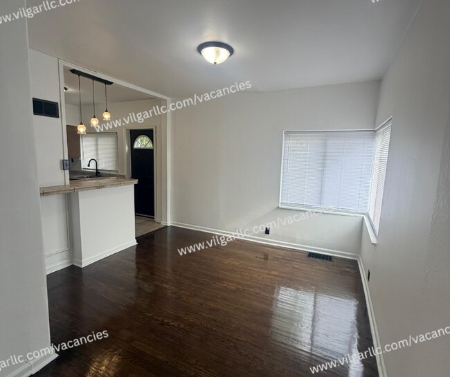 Building Photo - 600 W 46th Ave