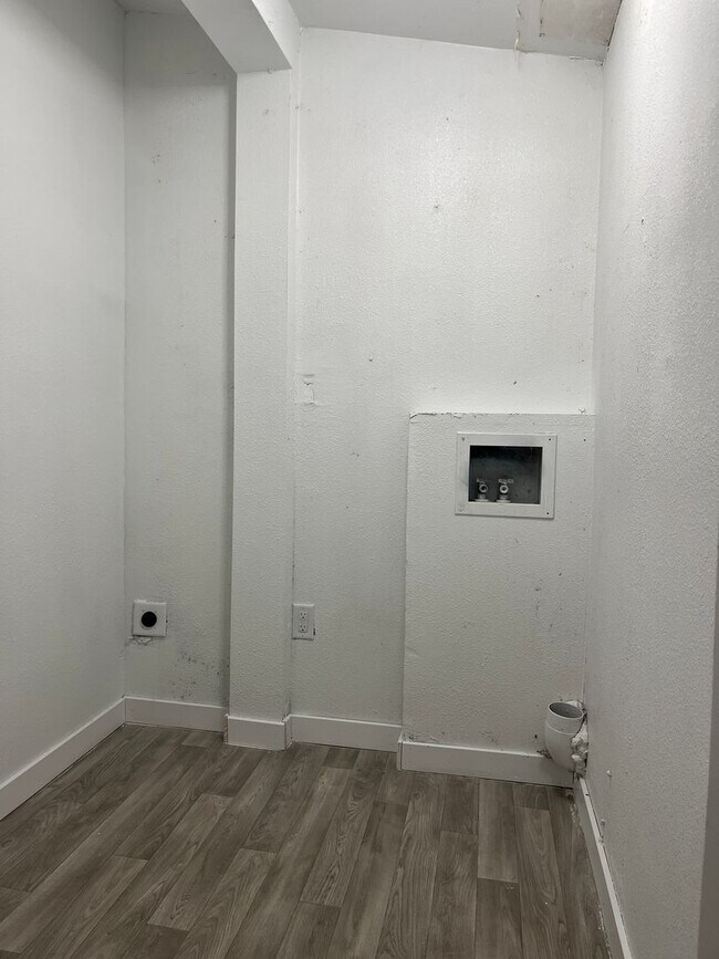 Building Photo - More Space, More Possibilities, More Room to Call Home!