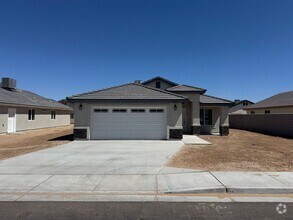 Building Photo - Brand New San Luis Three Bedroom Home