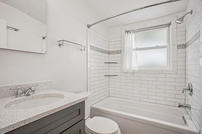 Building Photo - 4409 Westbrook Ln