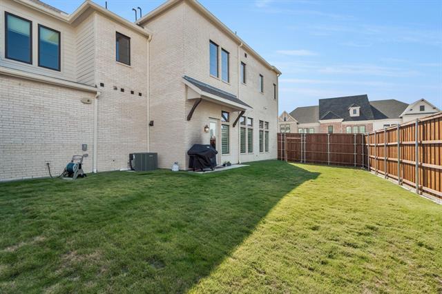 Building Photo - 12016 Dahlia Bay Dr