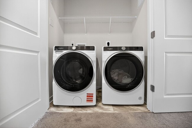 Building Photo - Beautiful 3 Bedroom, 2.5 Bath Bridgeport T...