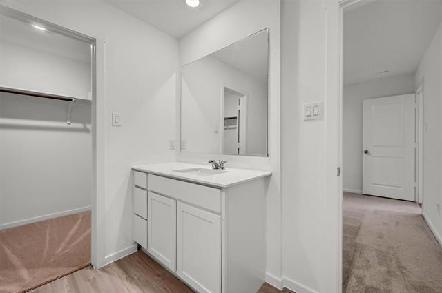 Building Photo - 6622 Highlands St