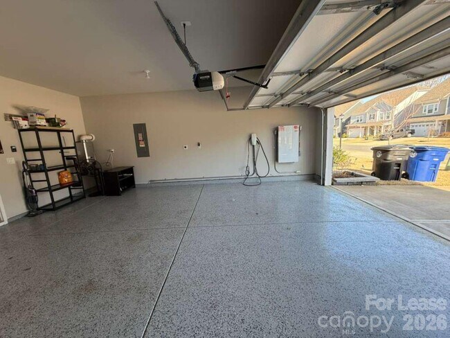 Building Photo - 128 Reids Cv Dr