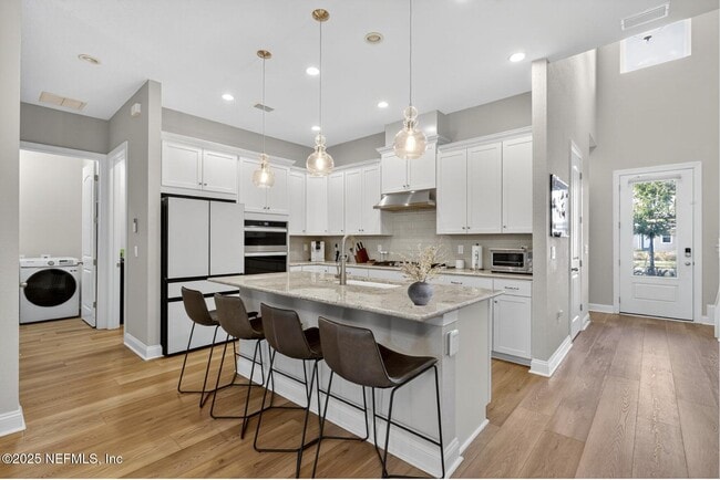 Building Photo - 179 Liberty Bell Rd