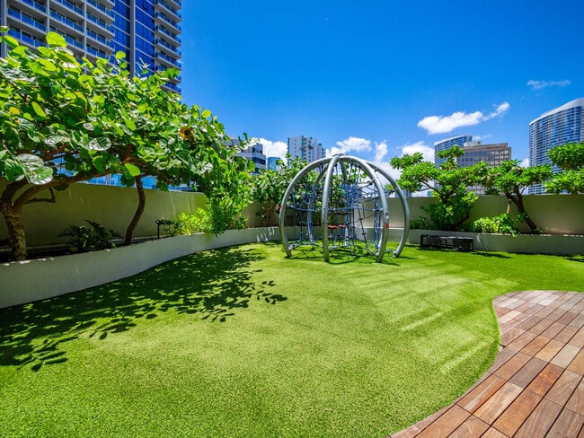 Building Photo - 1374 Kapi‘olani Boulevard-SI ID1327705P
