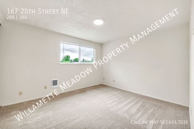Building Photo - 167 25th St NE