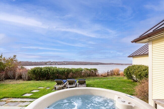 Building Photo - 131 S Edgemere St