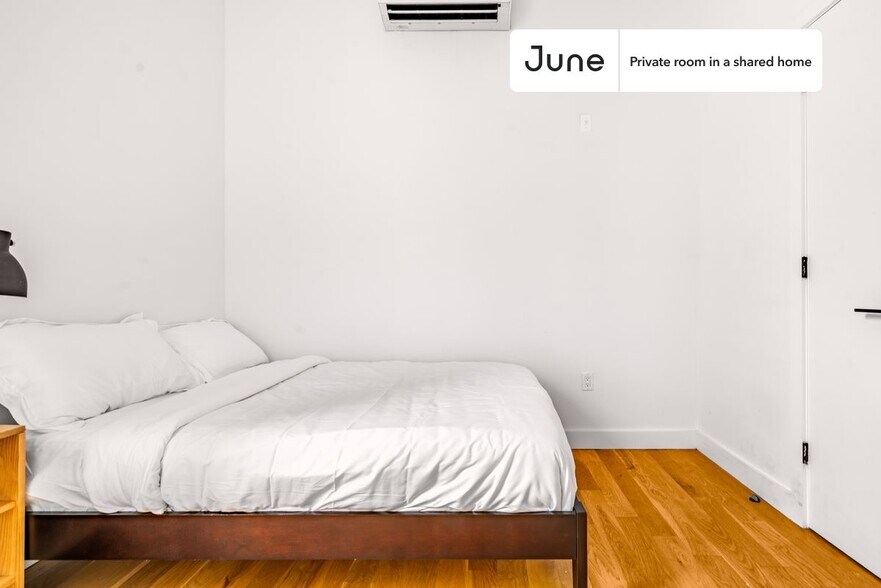 Building Photo - Room in Shared 5 bed/3 bath home