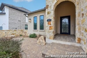 Building Photo - 661 inner