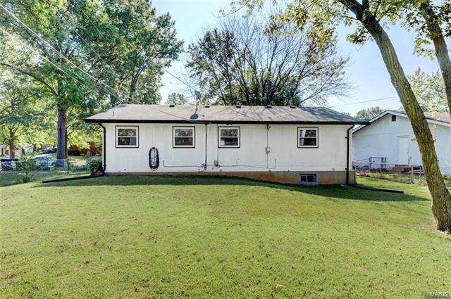 Building Photo - 10635 Aylesford Dr
