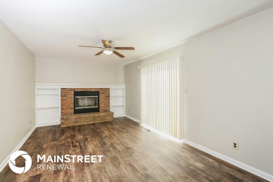 Building Photo - 10307 Kiowa Dr