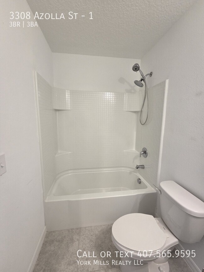 Building Photo - 3308 Azolla St