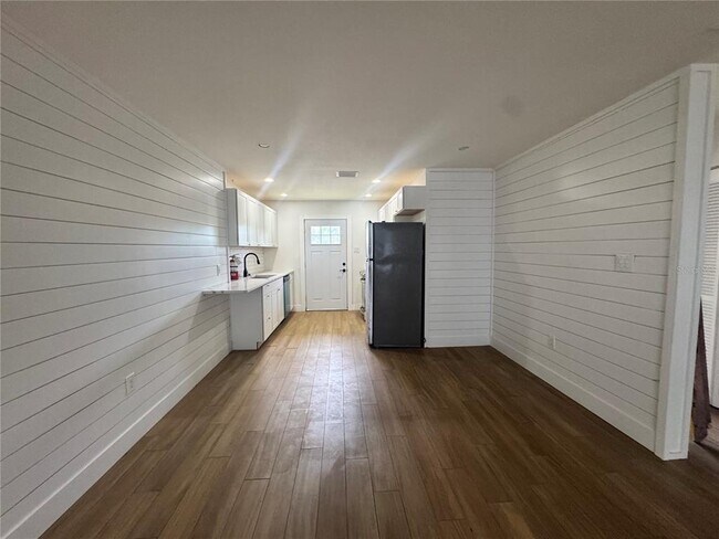 Building Photo - 2744 Botts Landing Rd