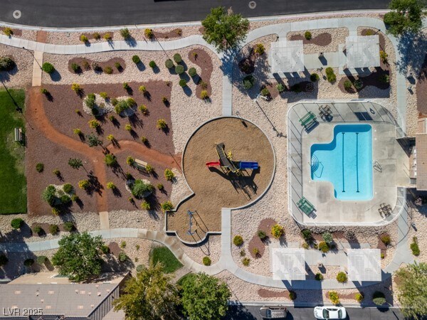 Building Photo - 5716 Athinas St