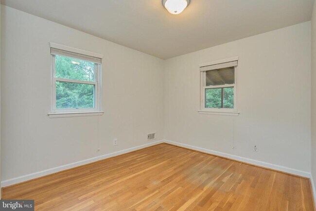 Building Photo - 6613 Denny Pl