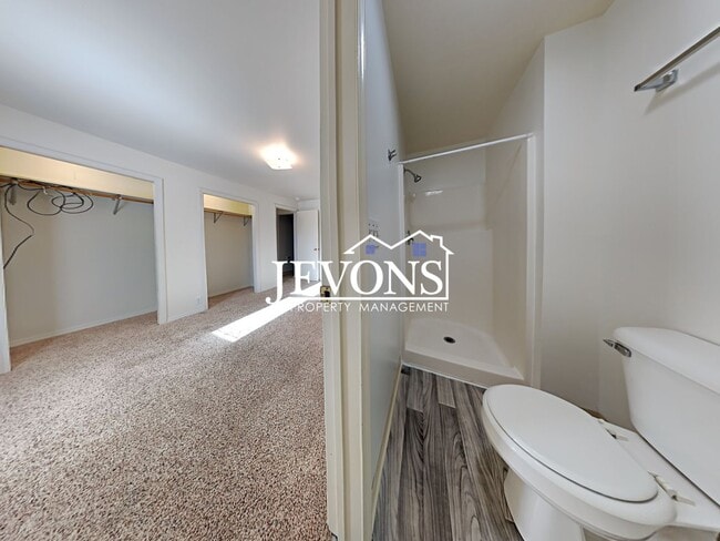 Building Photo - Pet-Friendly 3-Bedroom Home in Naches with Easy Access to Hwy 12