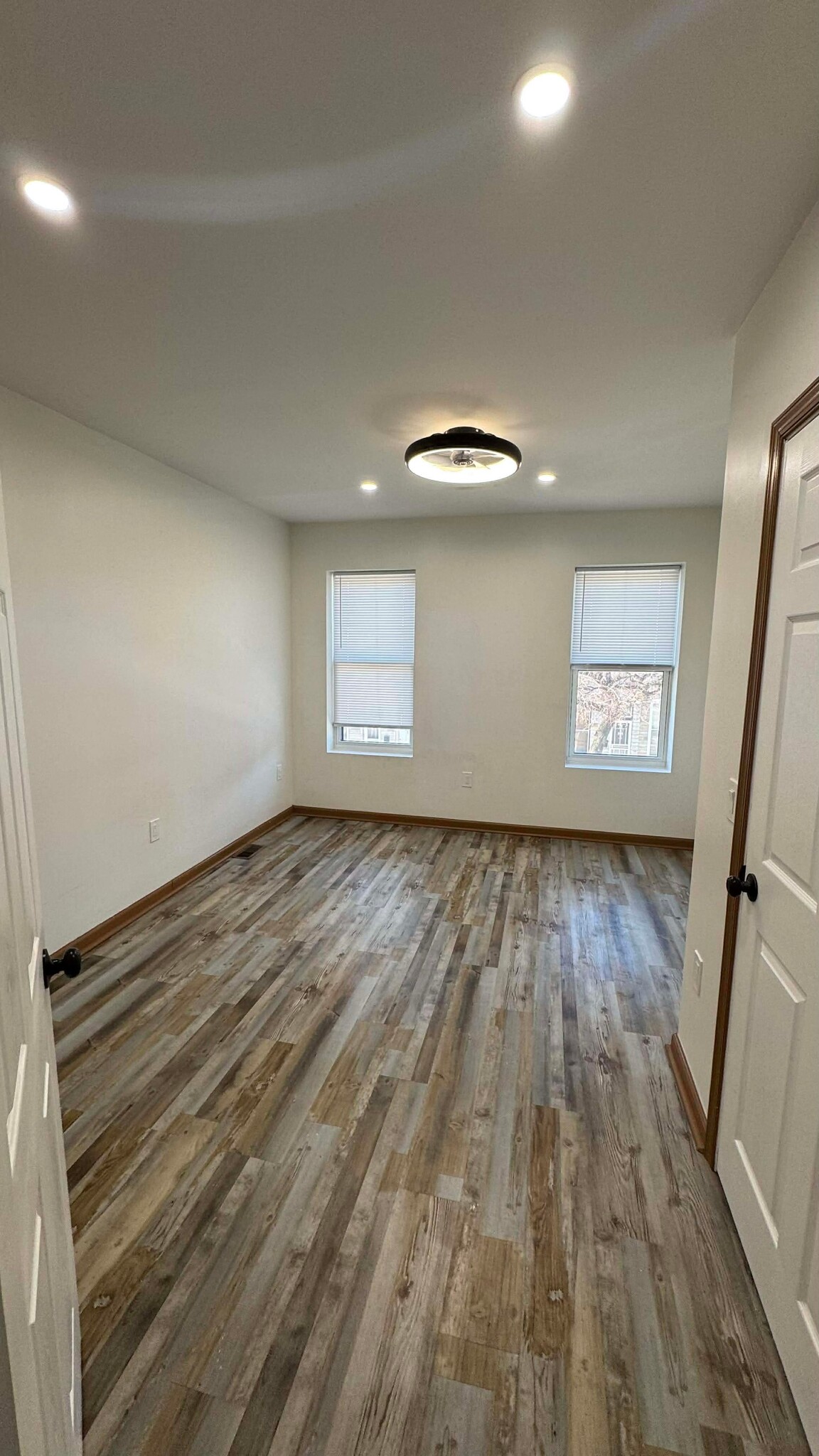 Building Photo - 2433 Druid Hill Ave