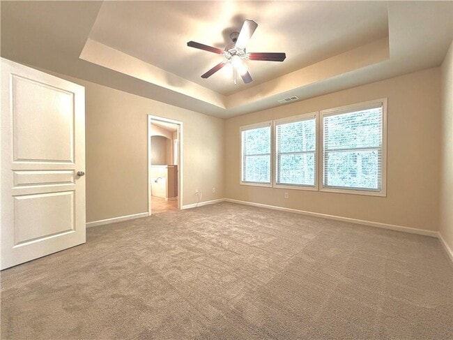 Building Photo - 6215 Crested Moss Dr