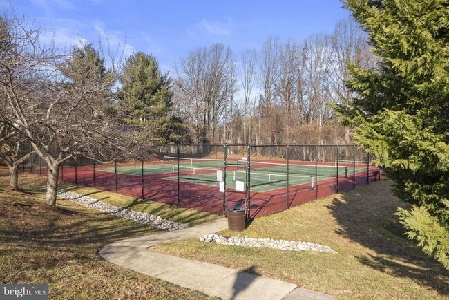 Building Photo - 18502 Clovercrest Cir