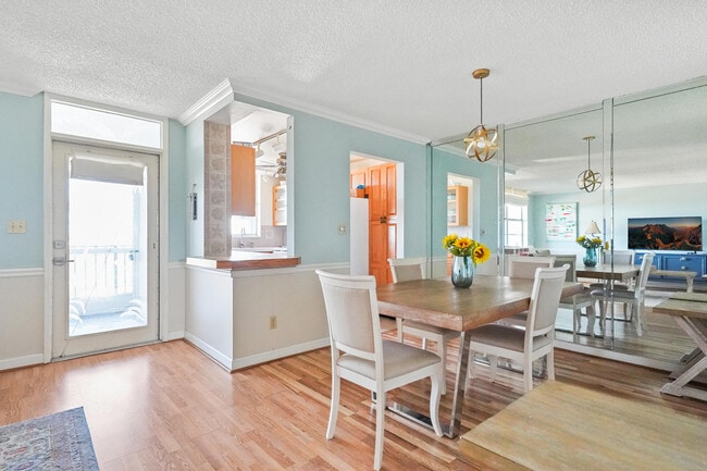 Building Photo - 109 Paradise Harbour Blvd