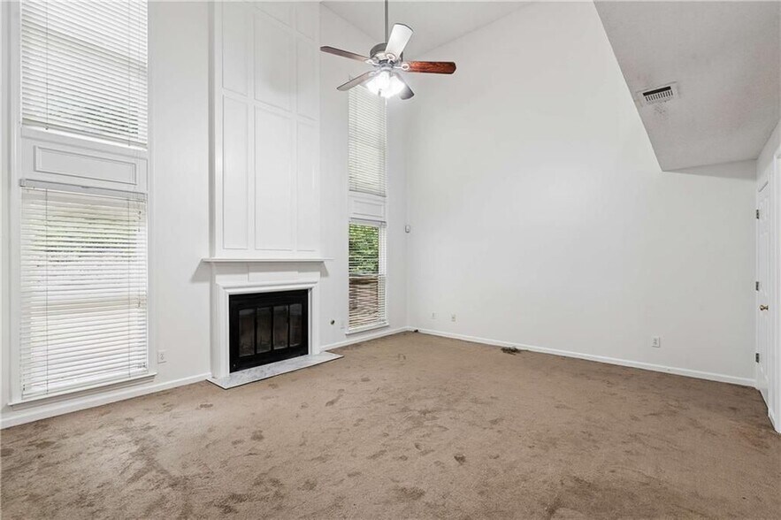 Building Photo - 6285 Barwick Ln