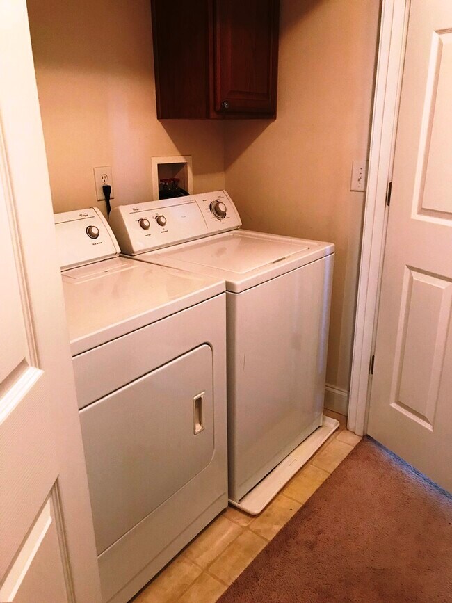 Building Photo - 103 Pickens St