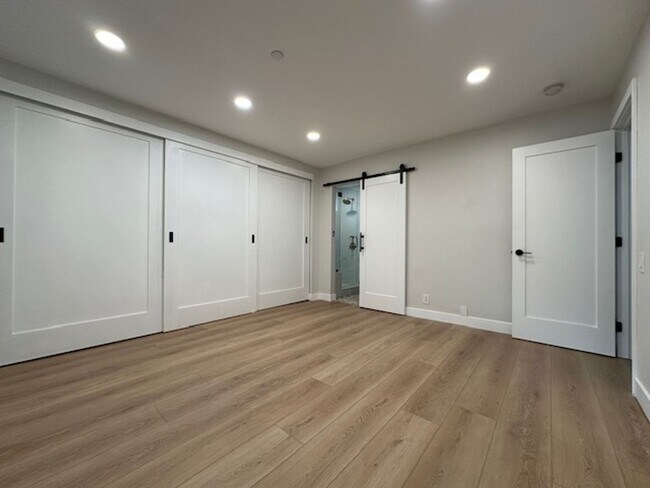 Building Photo - Stunning Bay Front Condominium on Sail Bay, San Diego, CA