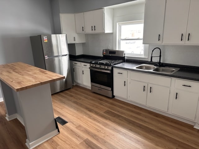 Building Photo - 4694 State Rd