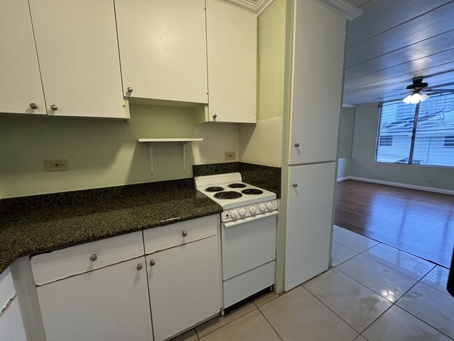 Building Photo - 1936 Wilder Ave