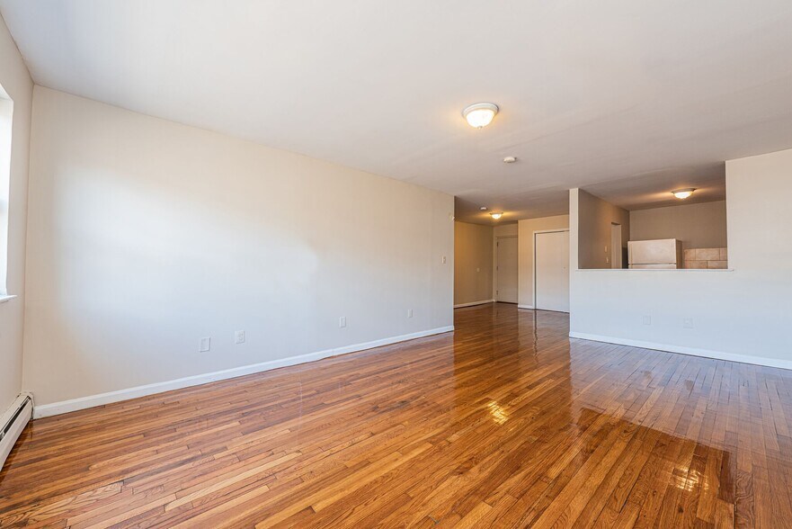 Building Photo - 361 Park Ave