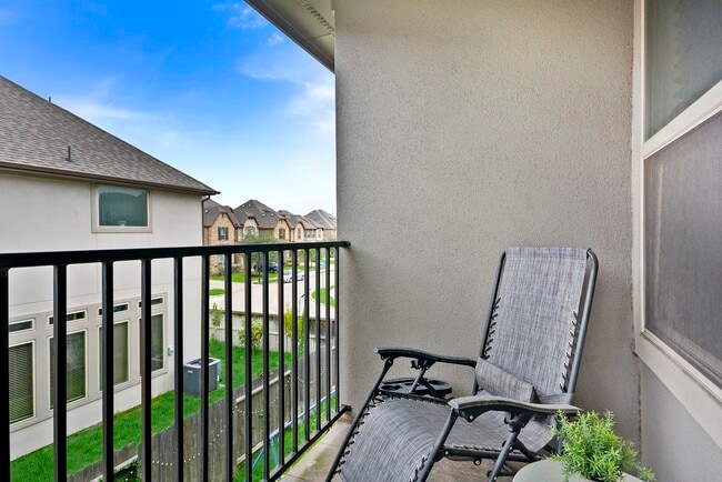 Building Photo - 13204 Leighton Gardens Dr