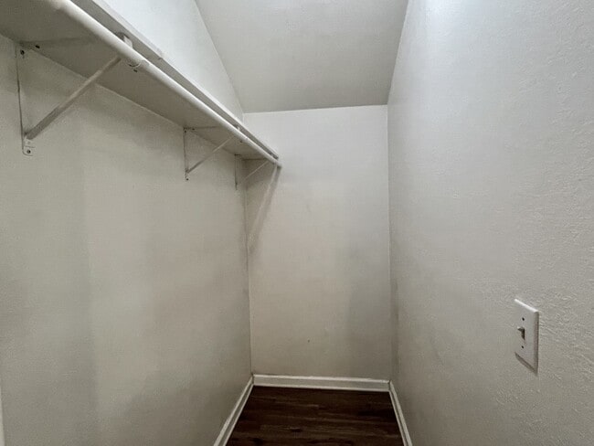 Building Photo - 4727 U St