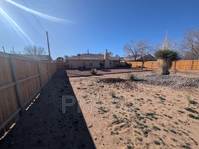 Building Photo - 3213 22nd Ave SE